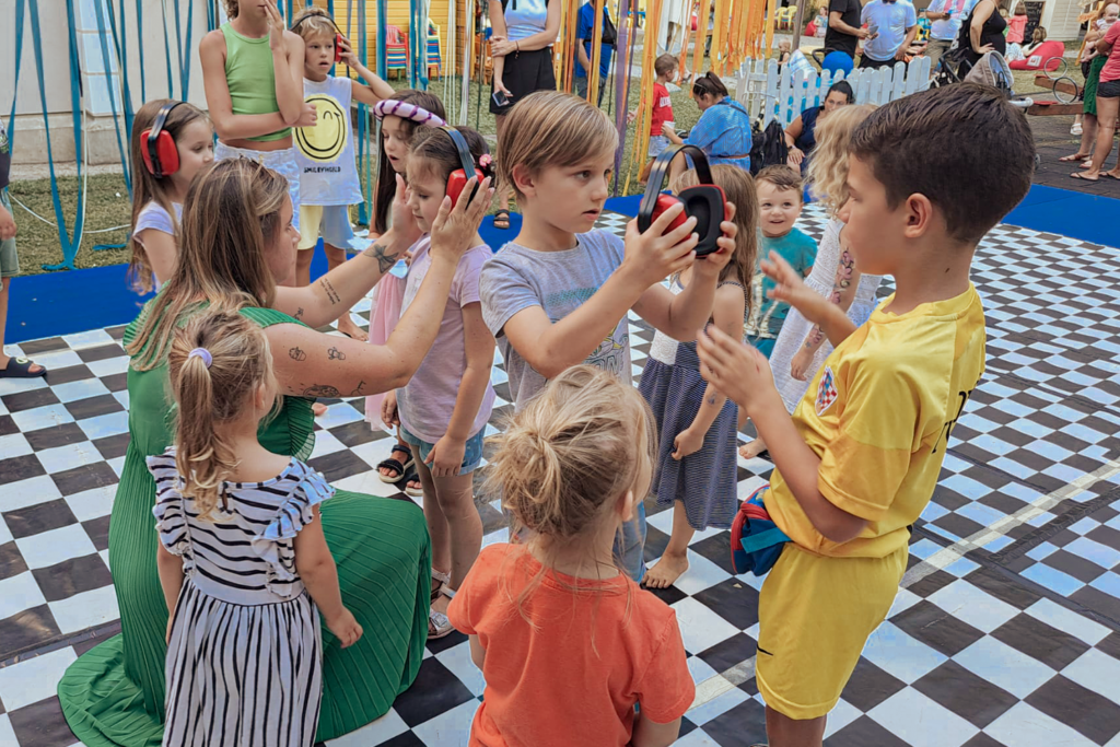 Udruga gluhih i nagluhih na Špancir festu